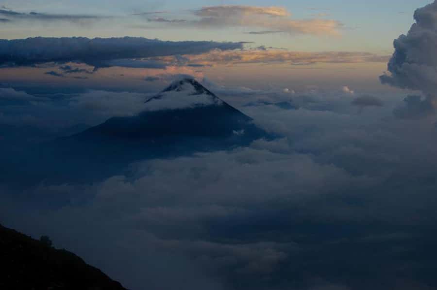 1 Day Acatenango Volcano Hike from Antigua - The final push over volcanic scree