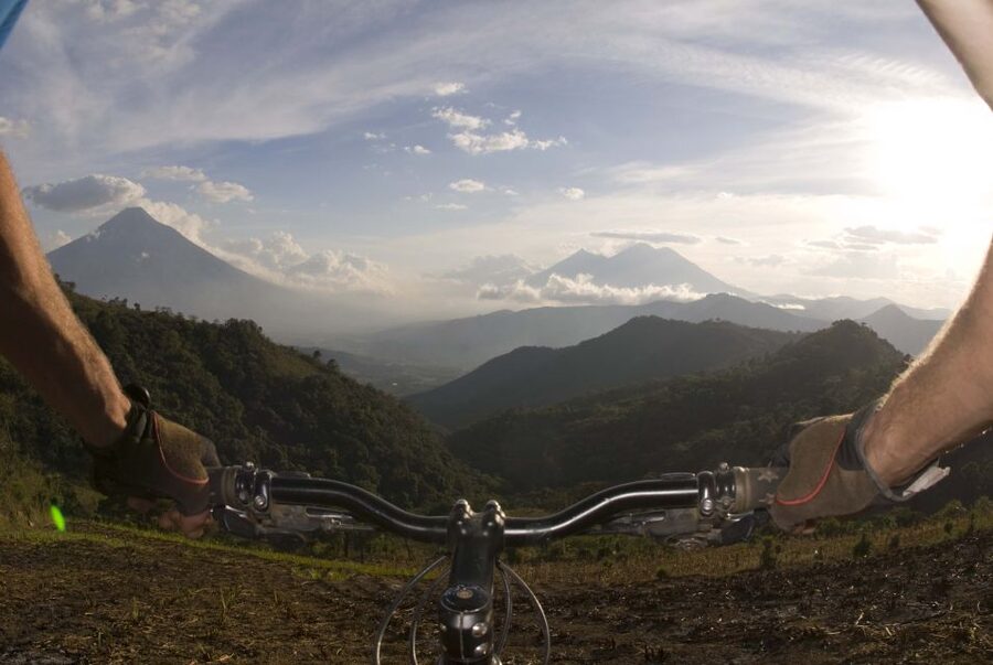 Antigua Guatemala: Half-Day Mountain Bike Tour with Guide - Climbing past the San Andres ruins
