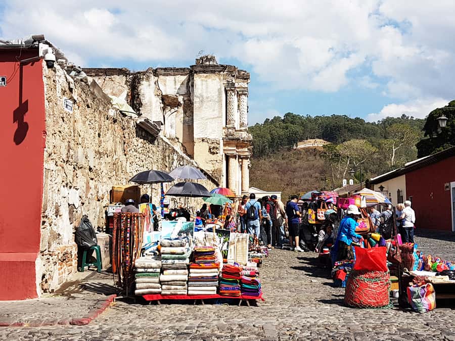 Antigua Guatemala: Morning Tour from Guatemala City - Agua Volcano views and the photo opportunities