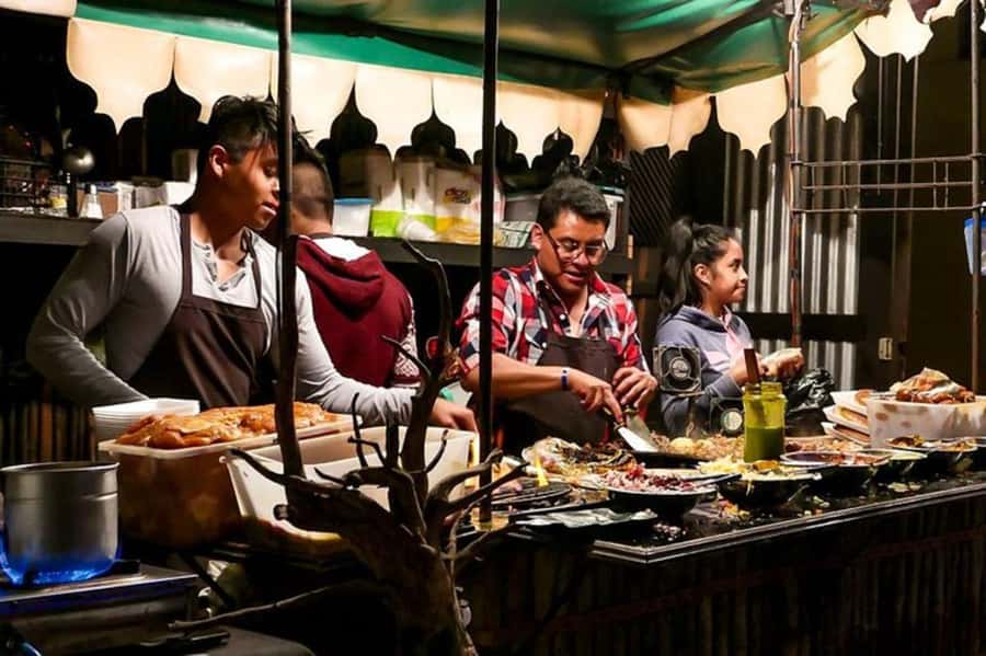 Antigua Local: Evening Street Food Tour with Dinner - Why the cultural context matters