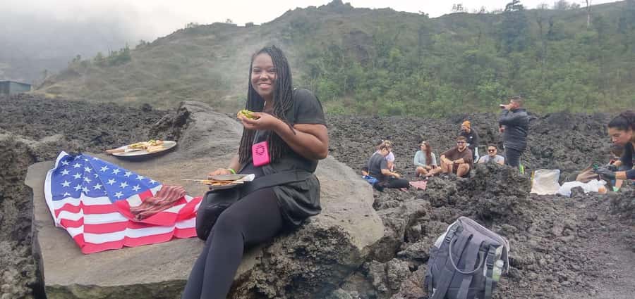Antigua: Make & Eat Pizza at Pacaya Volcano Private Tour - Why Pacaya pizza is more than a novelty