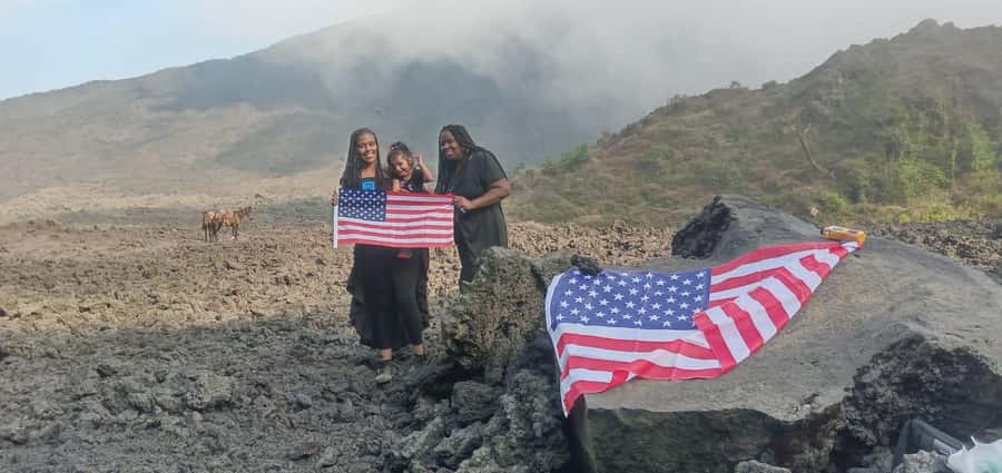 Antigua: Make & Eat Pizza at Pacaya Volcano Private Tour - The first two hours on Pacaya’s trails