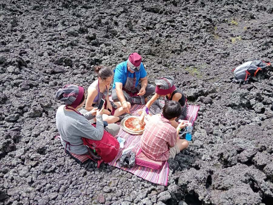 Antigua: Make & Eat Pizza at Pacaya Volcano Private Tour - The final hour of walking and the return to Antigua