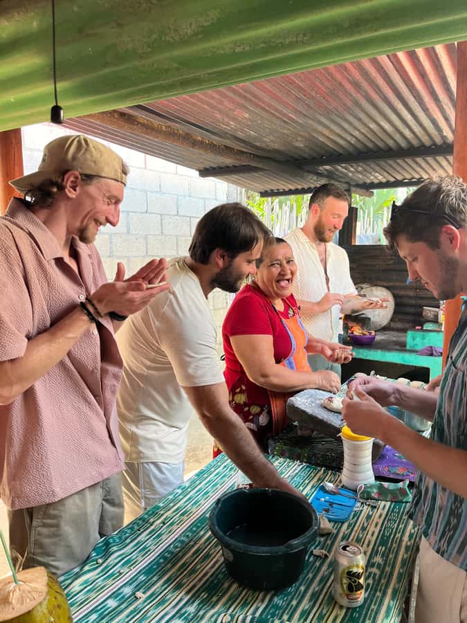 El Paredón: Traditional Cooking Class with a Local Family - Key points to know before booking