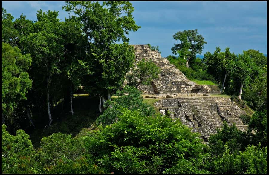 From Flores: 2-Day Tikal & Yaxhá Tour - Key points at a glance