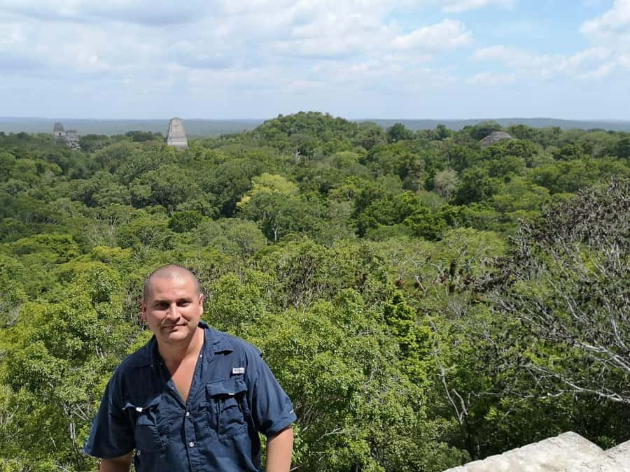 From Flores: Guided Tour to the Ruins of Tikal - The 90-minute ride into Petén