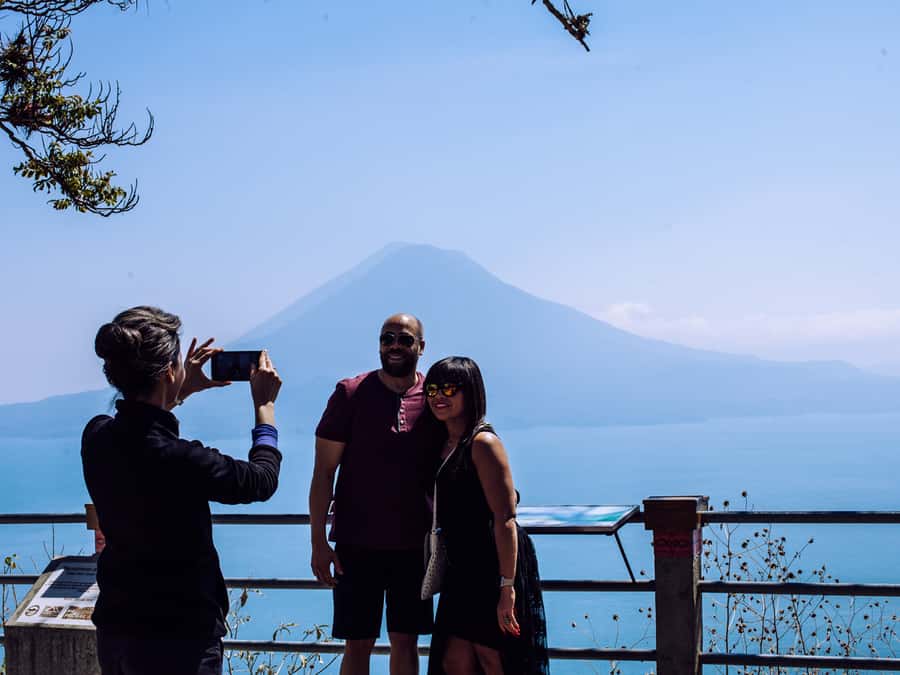 From Guatemala City: Chichicastenango and Lake Atitlan - Lunch is your own choice in Chichicastenango