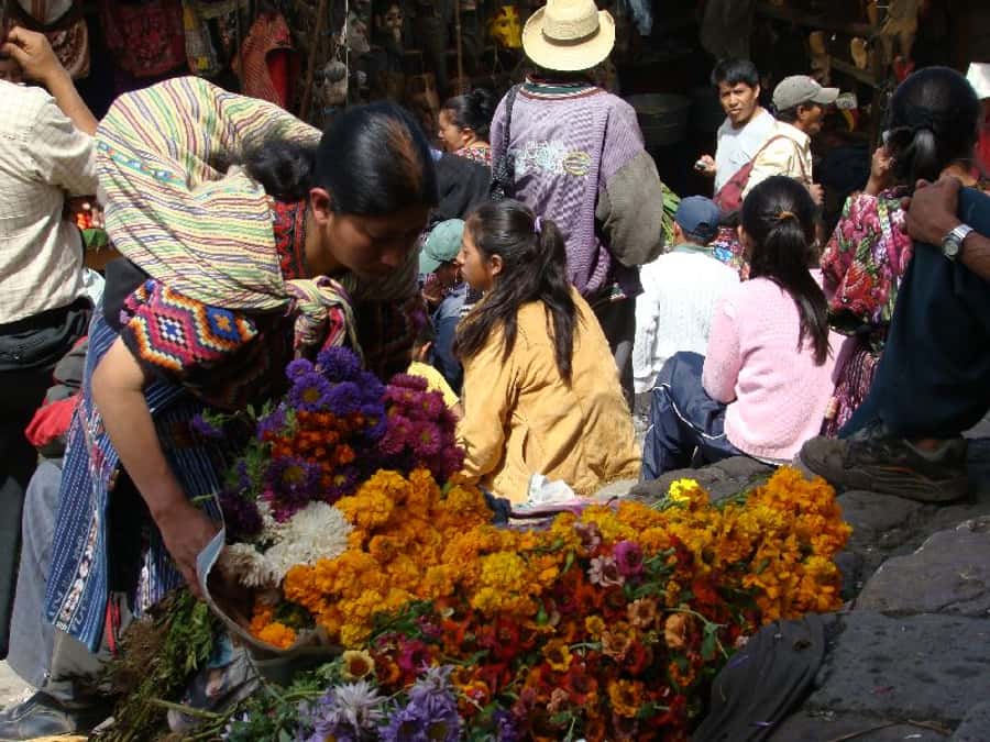 From Guatemala City: Chichicastenango and Lake Atitlan - The real cost of a 12-hour schedule
