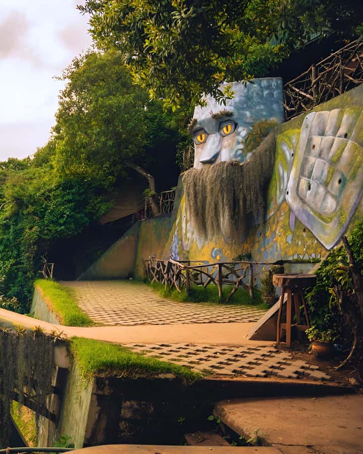 From Guatemala City Hobbitenango Day Tour - Montaña la Mano del Gigante and the final photo stop