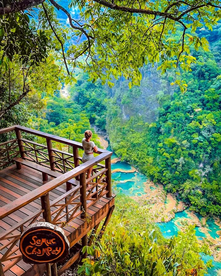 From Guatemala City Semuc Champey in one day. - Leaving Guatemala City before the day gets away