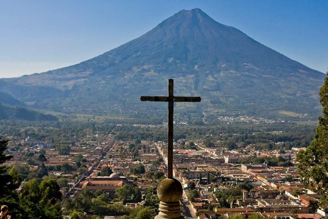 Half Day Experience in Antigua Guatemala - Casa Santo Domingo, Antigua’s richest stop