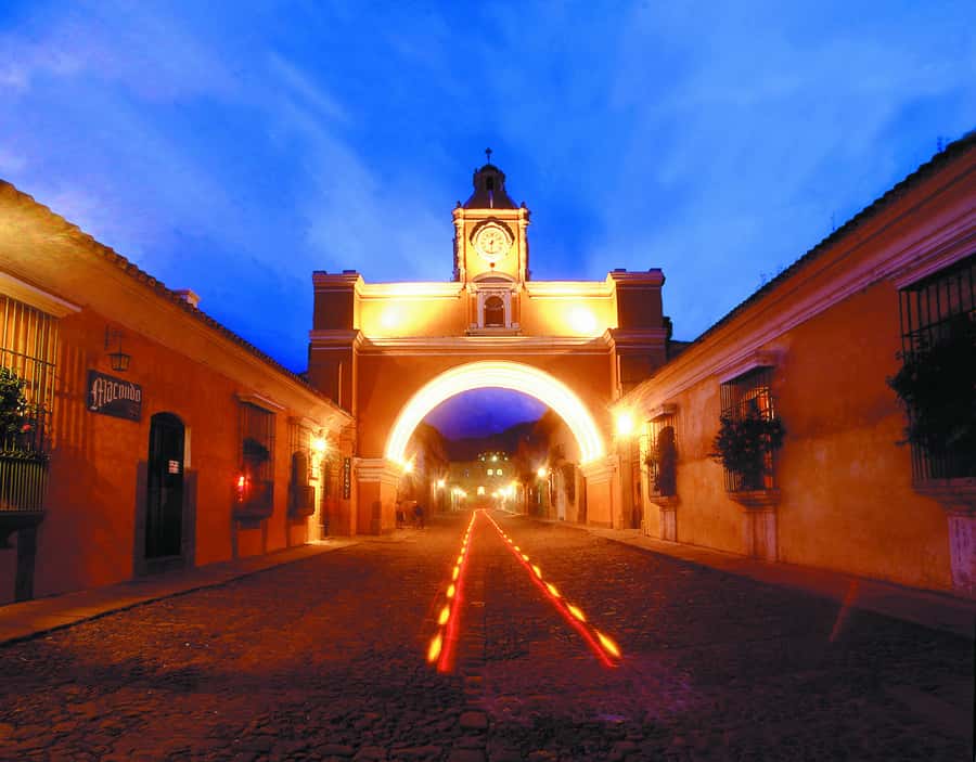 Iximche and Antigua Day Tour - Who should book this tour?