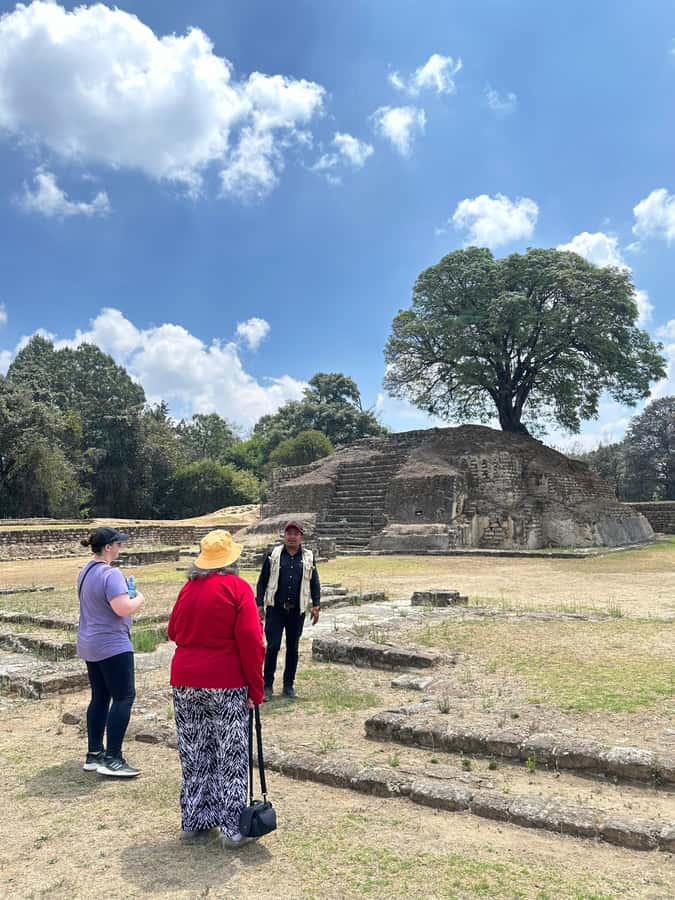 Iximché: Archaeological Site from Guatemala City - The museum and the arrival of the Spanish