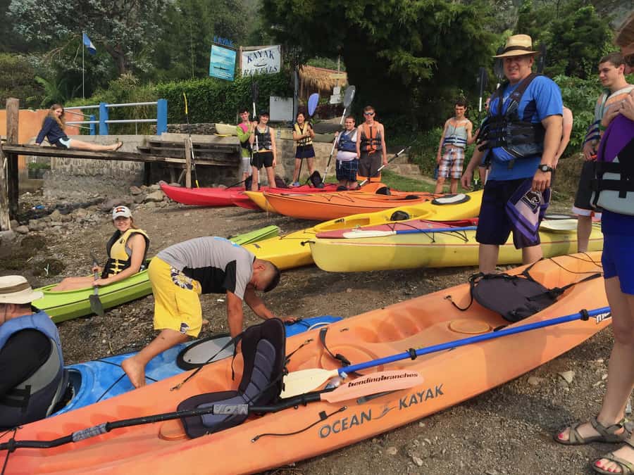 Kayak Hike Adventure. Visit Tzununa, Jaibalito, Santa Cruz - Who should book this experience?