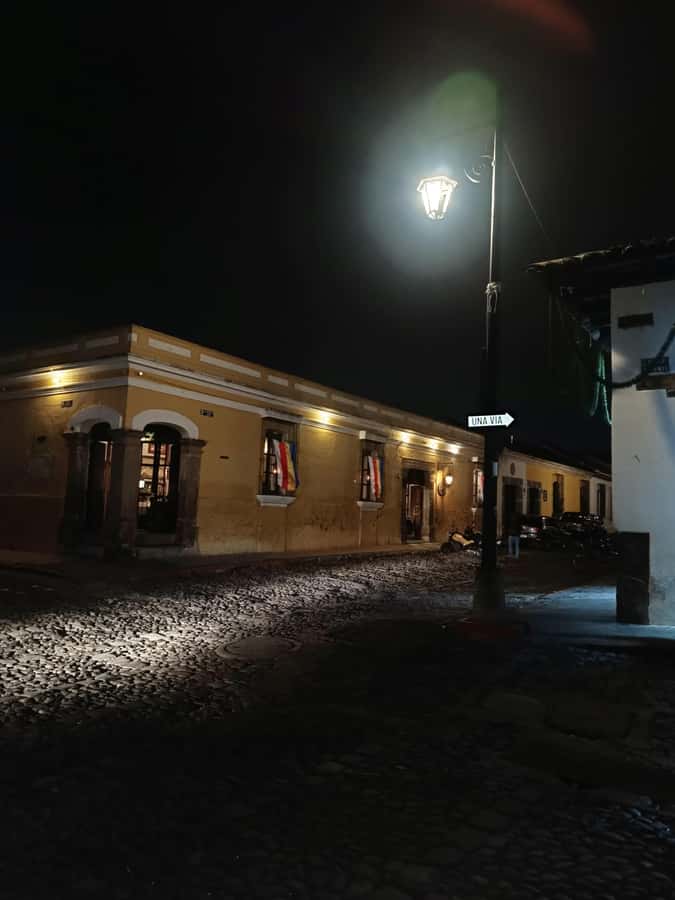 La Antigua Horror Stories Night Walking Tour - Why Antigua’s ghost stories work so well at night