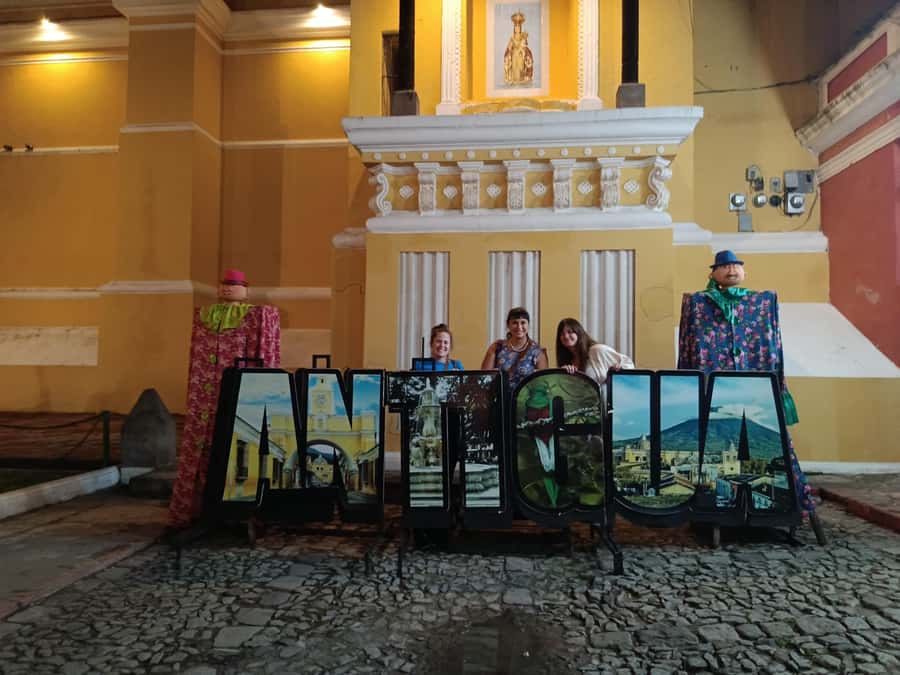 La Antigua Horror Stories Night Walking Tour - Walking through Antigua’s old streets