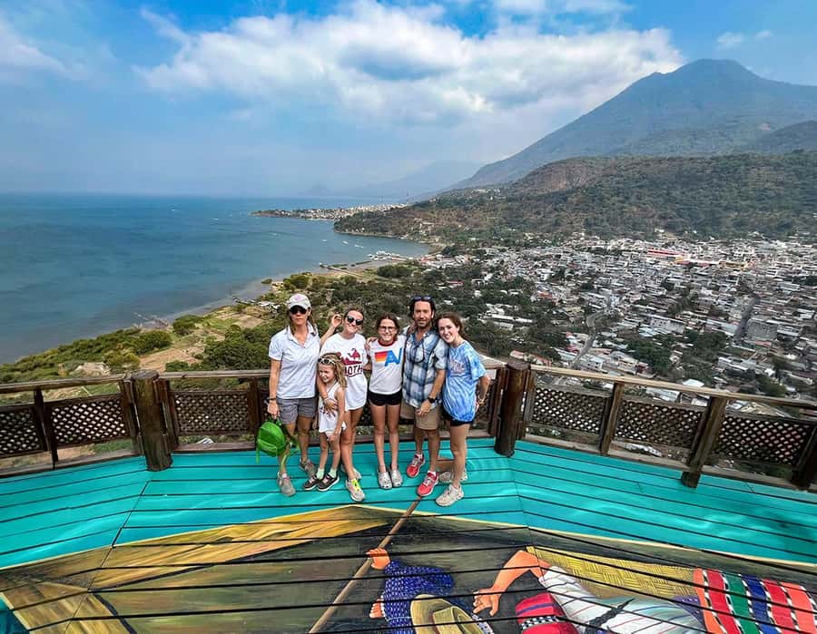 Lake Atitlán Mountain - Riding through San Juan and San Pablo La Laguna