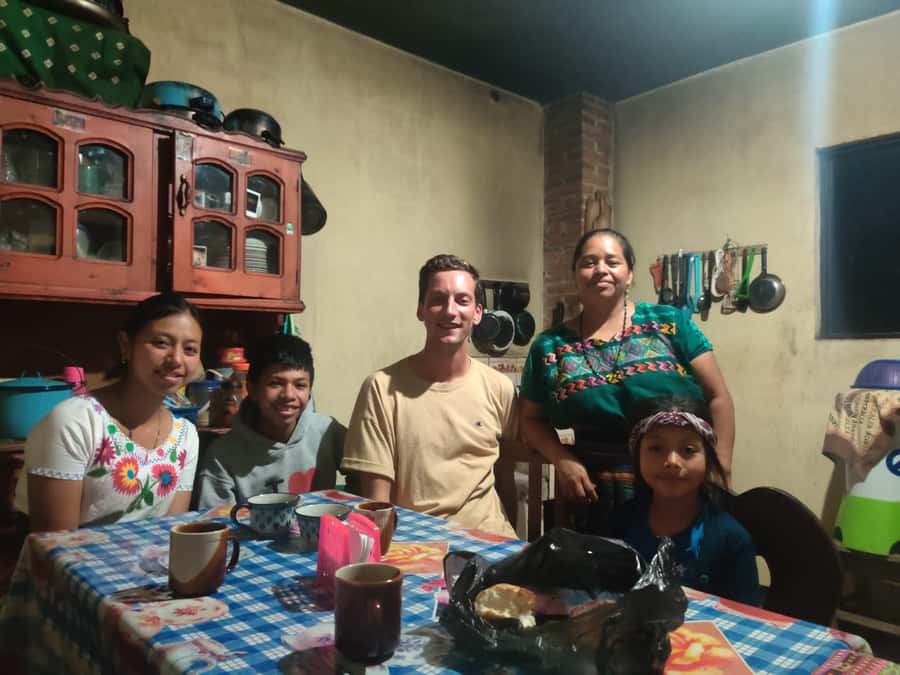 Mayan Home Stay San Jorge Lake Atitlan - The first welcome and your private room