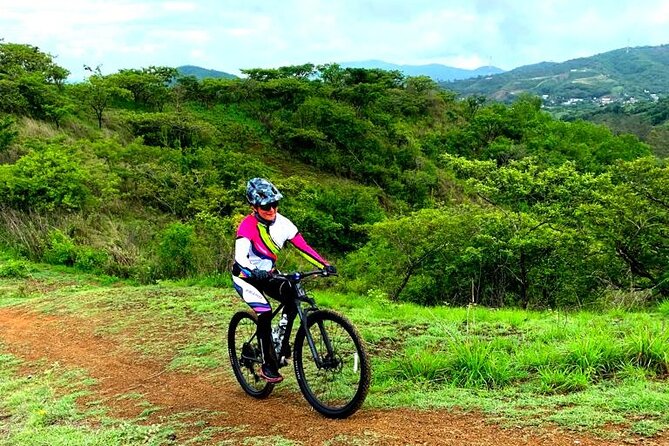 Mountain Bike Tour through Guatemala - The 5:00 a.m. start from Guatemala City