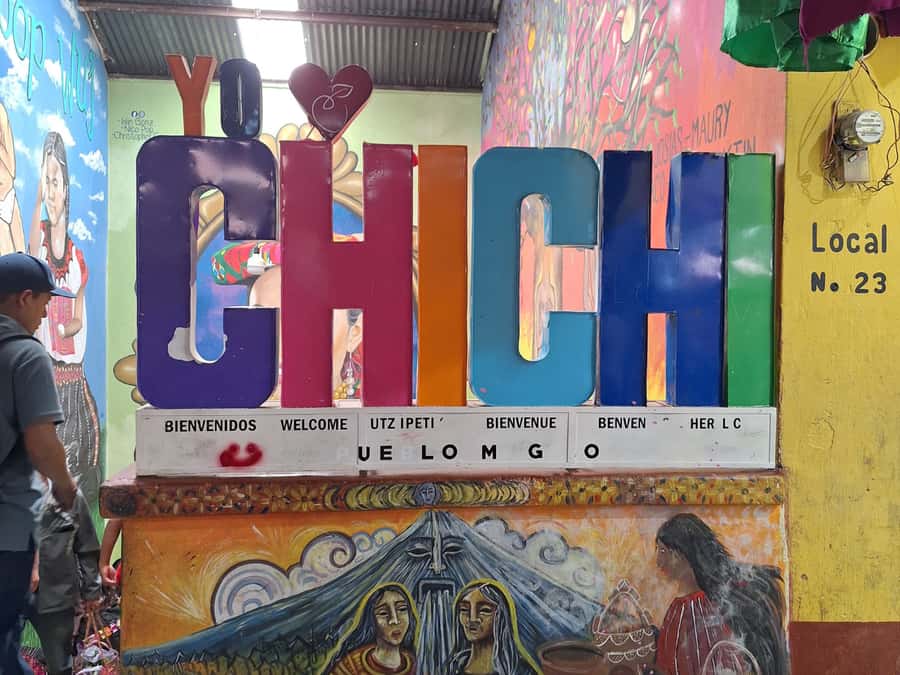 One-day visit to Chichicastenango from Antigua Guatemala - Arriving at the market