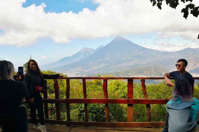 Pacaya Volcano Tour and Hot Springs from Guatemala City - Views, wind, and volcanic uncertainty