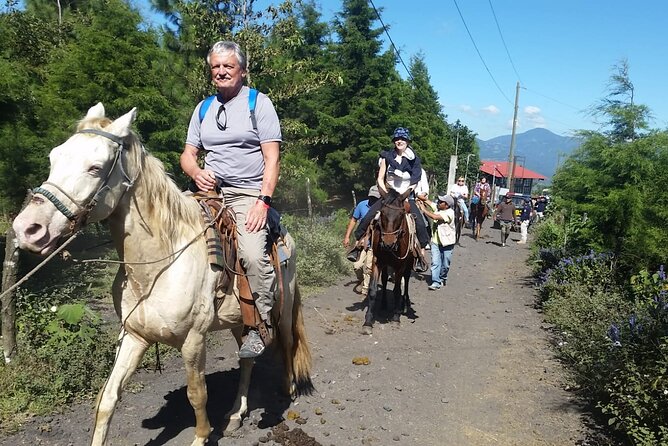 ¡Pacaya Volcano Tour from Antigua! - Beginning the Pacaya Hike