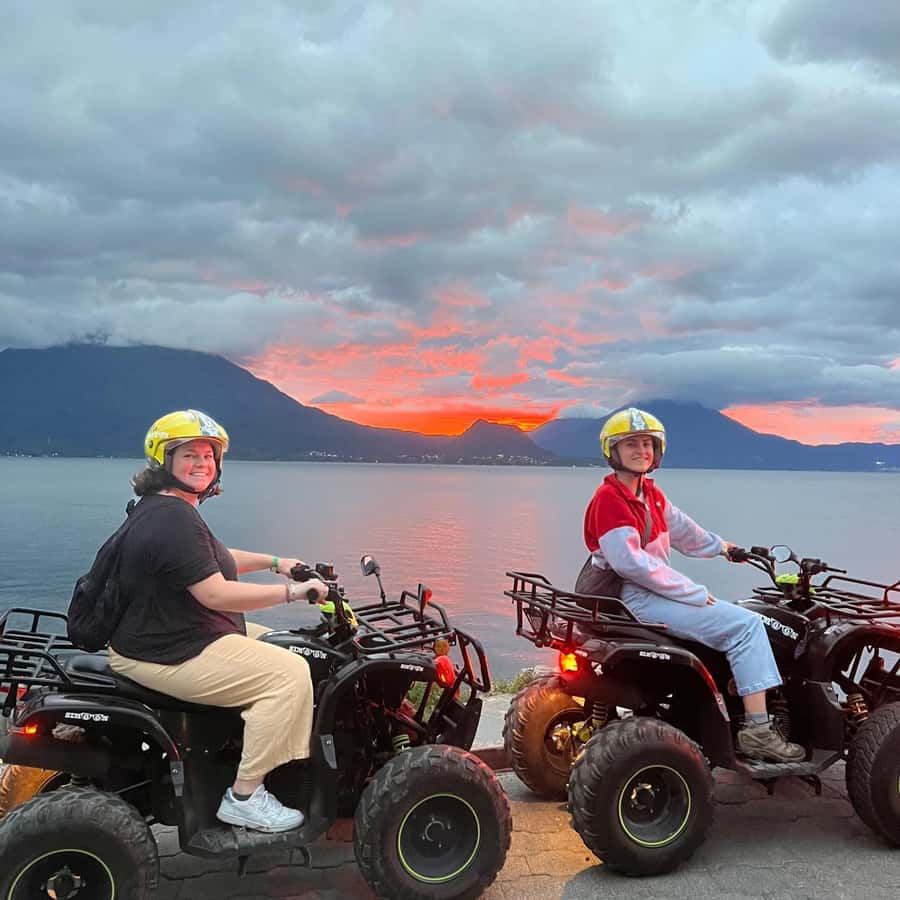 Panajachel: Lake Atitlán Sunset Tour - How the $60 price holds up