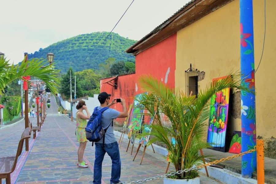 San Salvador: Full Day Ruta de Las Flores and Coffee Farm - What the Transport Adds to the Day